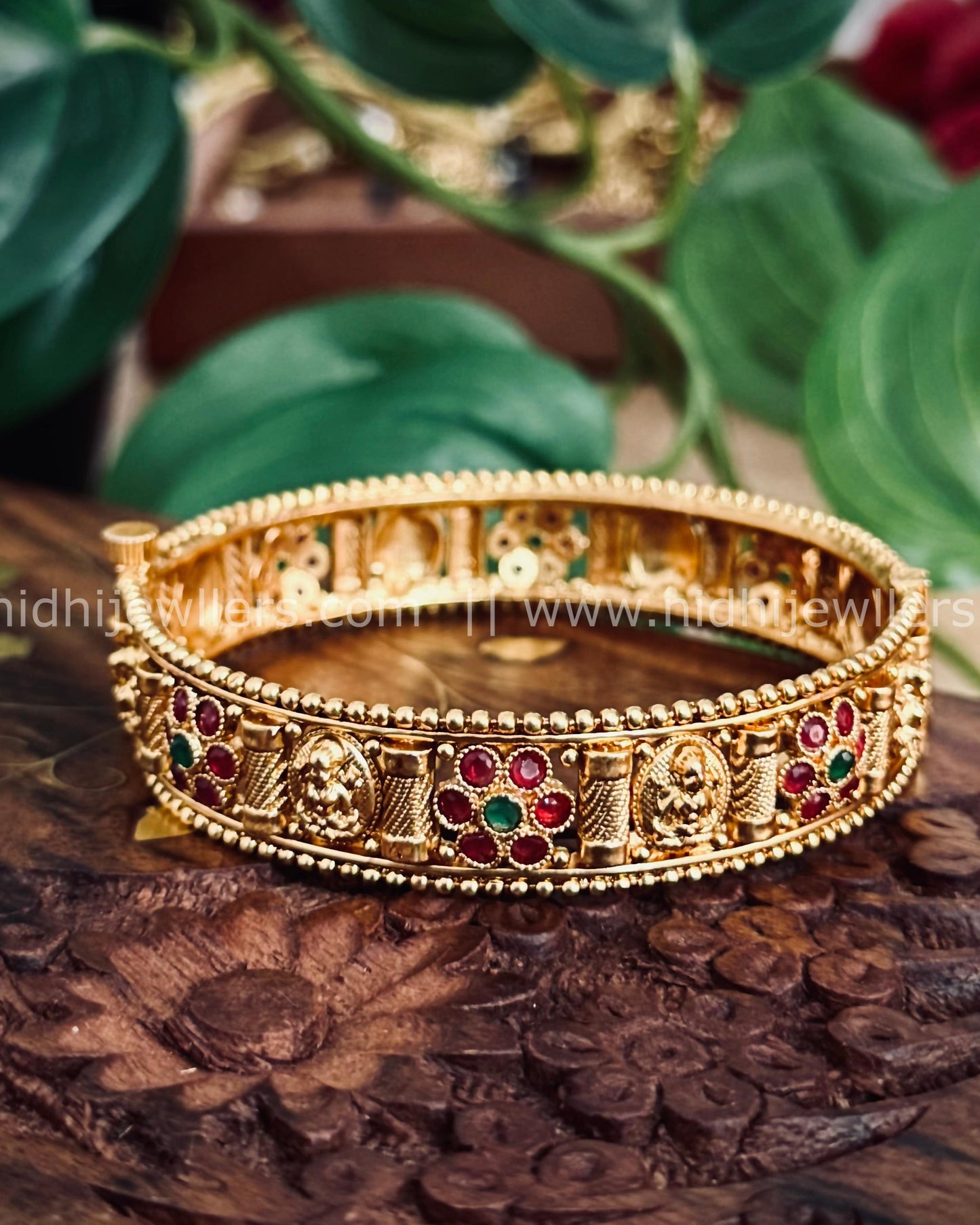 Premium Bridal Bangles