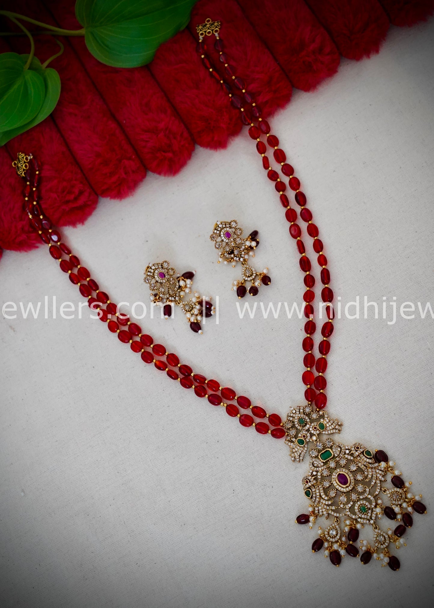Victorian red beads haram