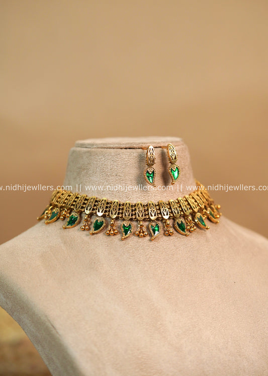 Antique Polished Palakka Openwork Necklace Set with Green Leaf Charms-Nimra