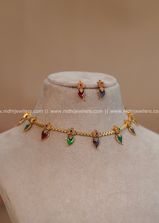 Spaced Palakka Attigai Necklace Set - Aparna