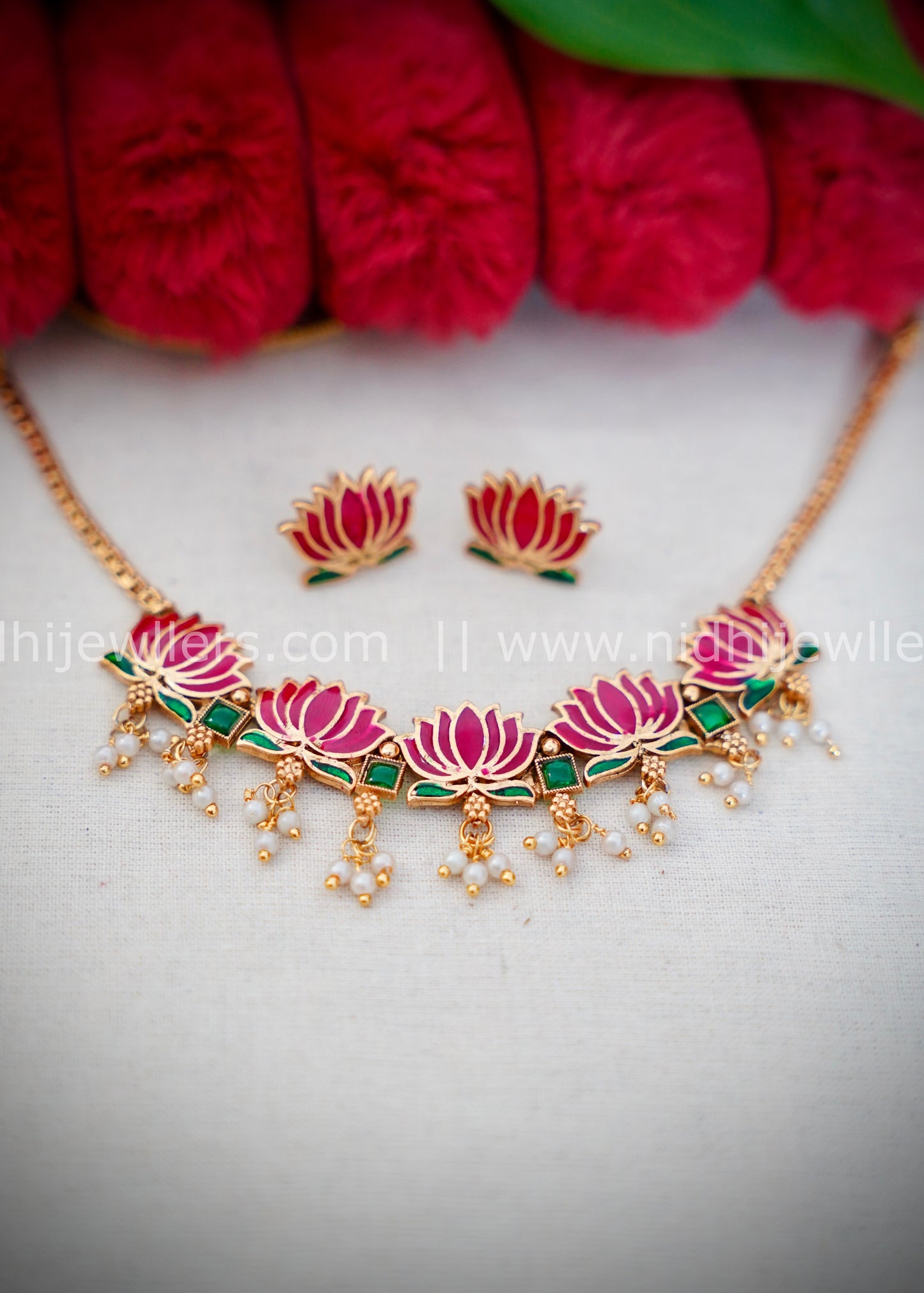 Lotus necklace
