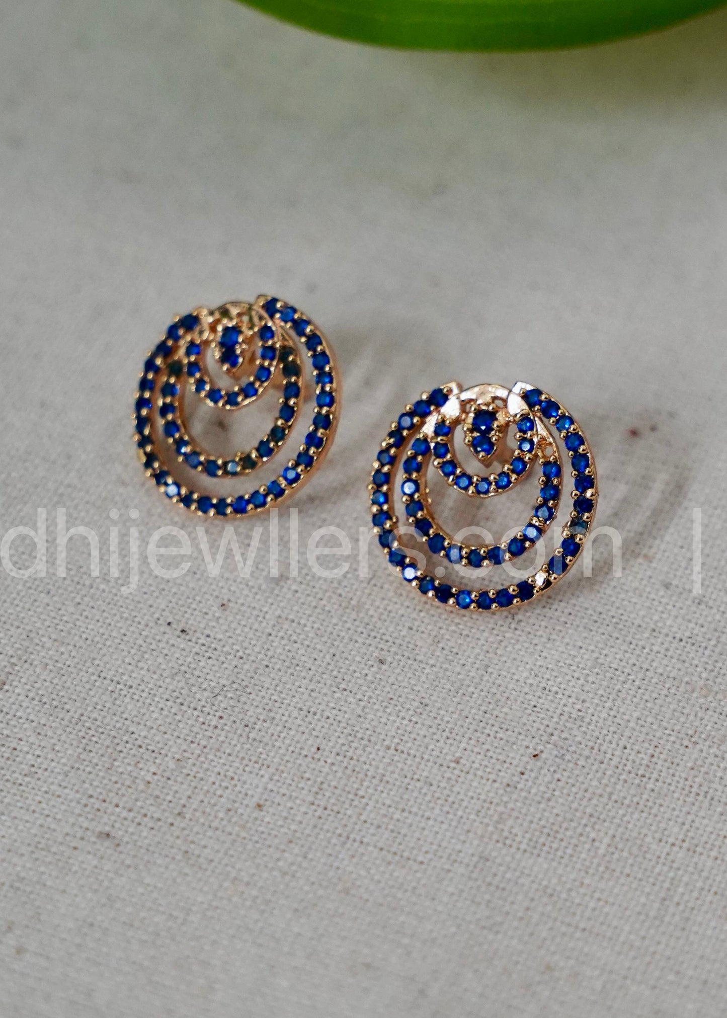 Daily ware Blue micro stone earring