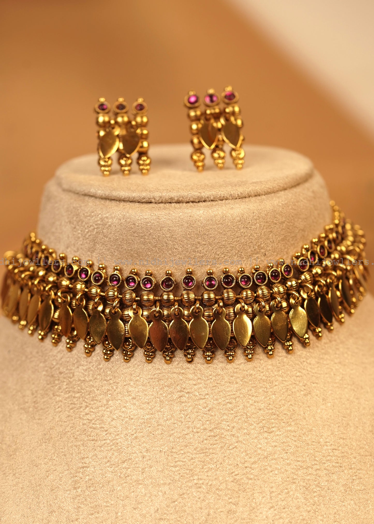 Antique Ruby Manga Motif Elakkathali Chocker with Matching Earrings-Amanya