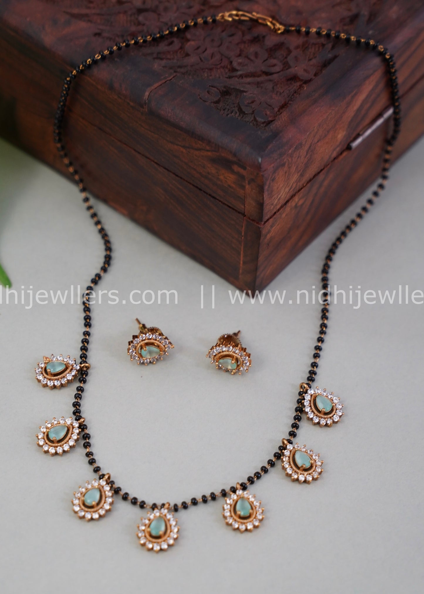 Black beads neck piece