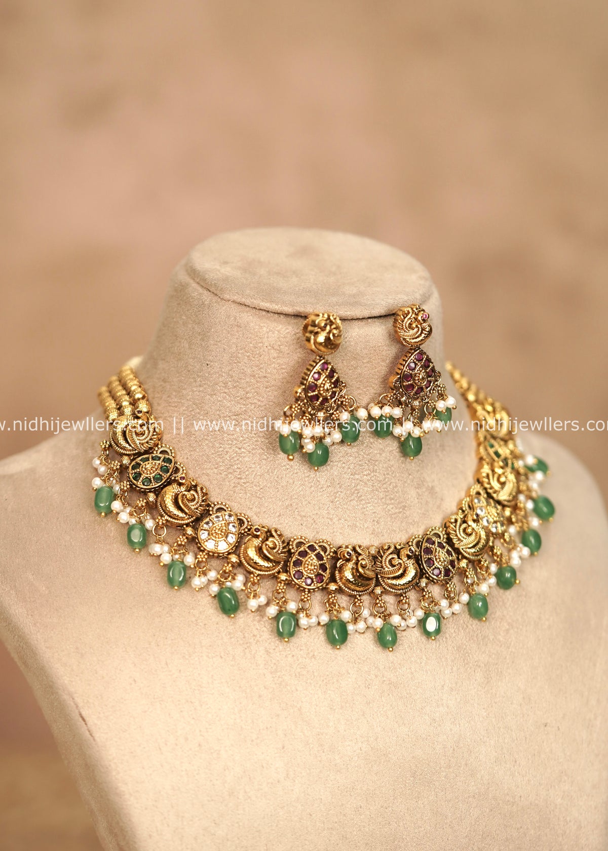 Grand Antique Peacock Kemp & Emerald Bead Choker Set – Anjali