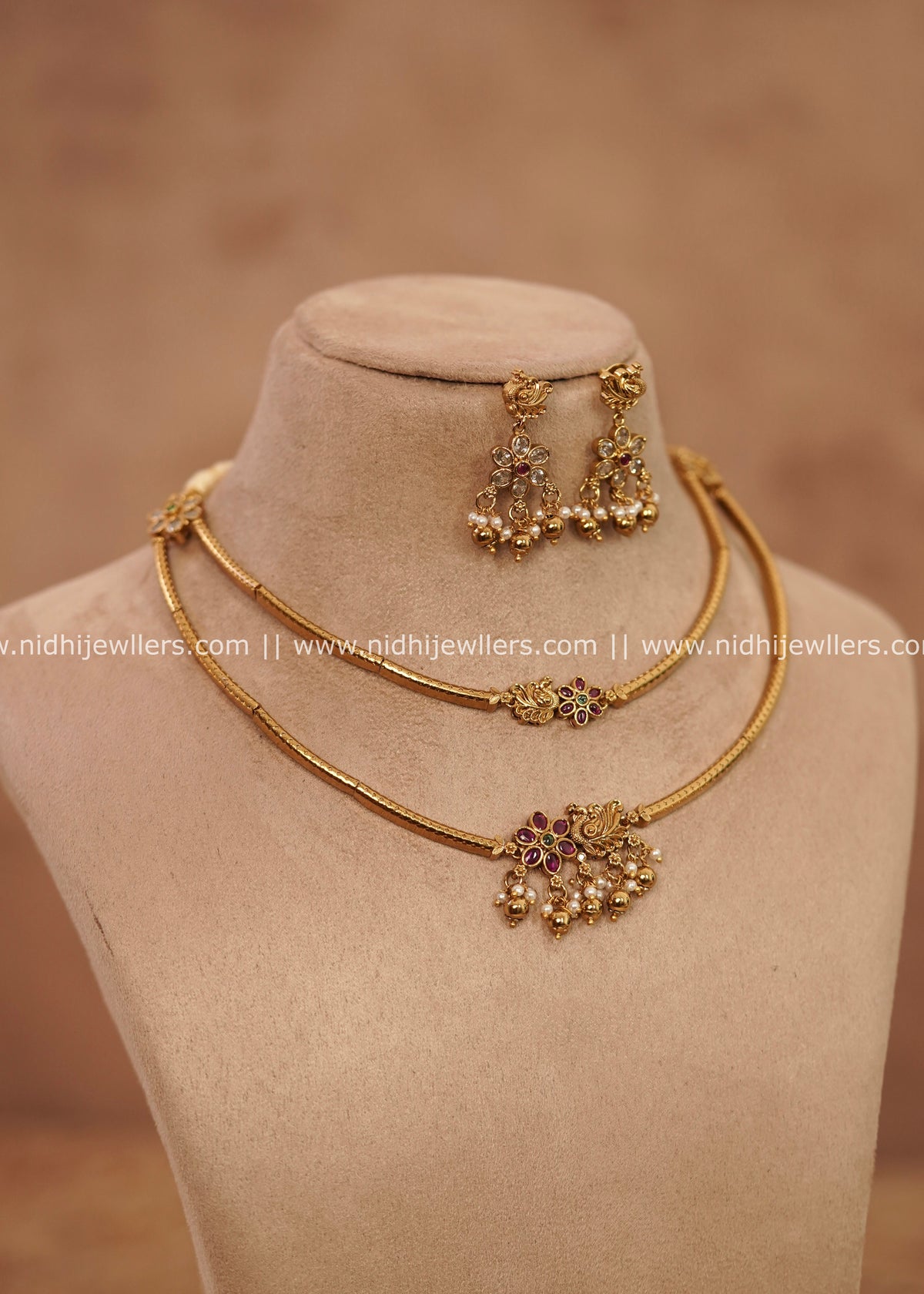 Grand Antique Two-Tier Peacock & Kemp Floral Layered Collar Set – Mahima