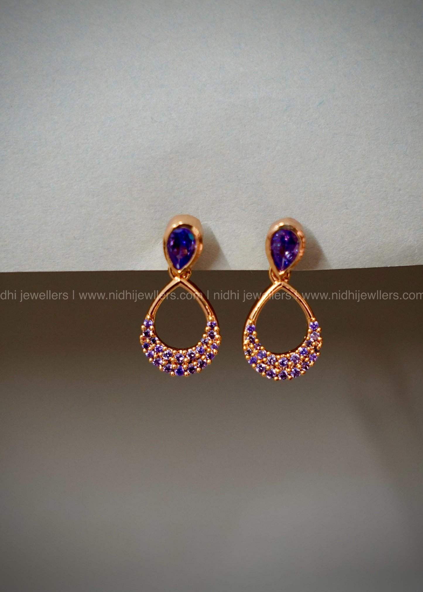 Dailywear Blue micro stone oval earring.