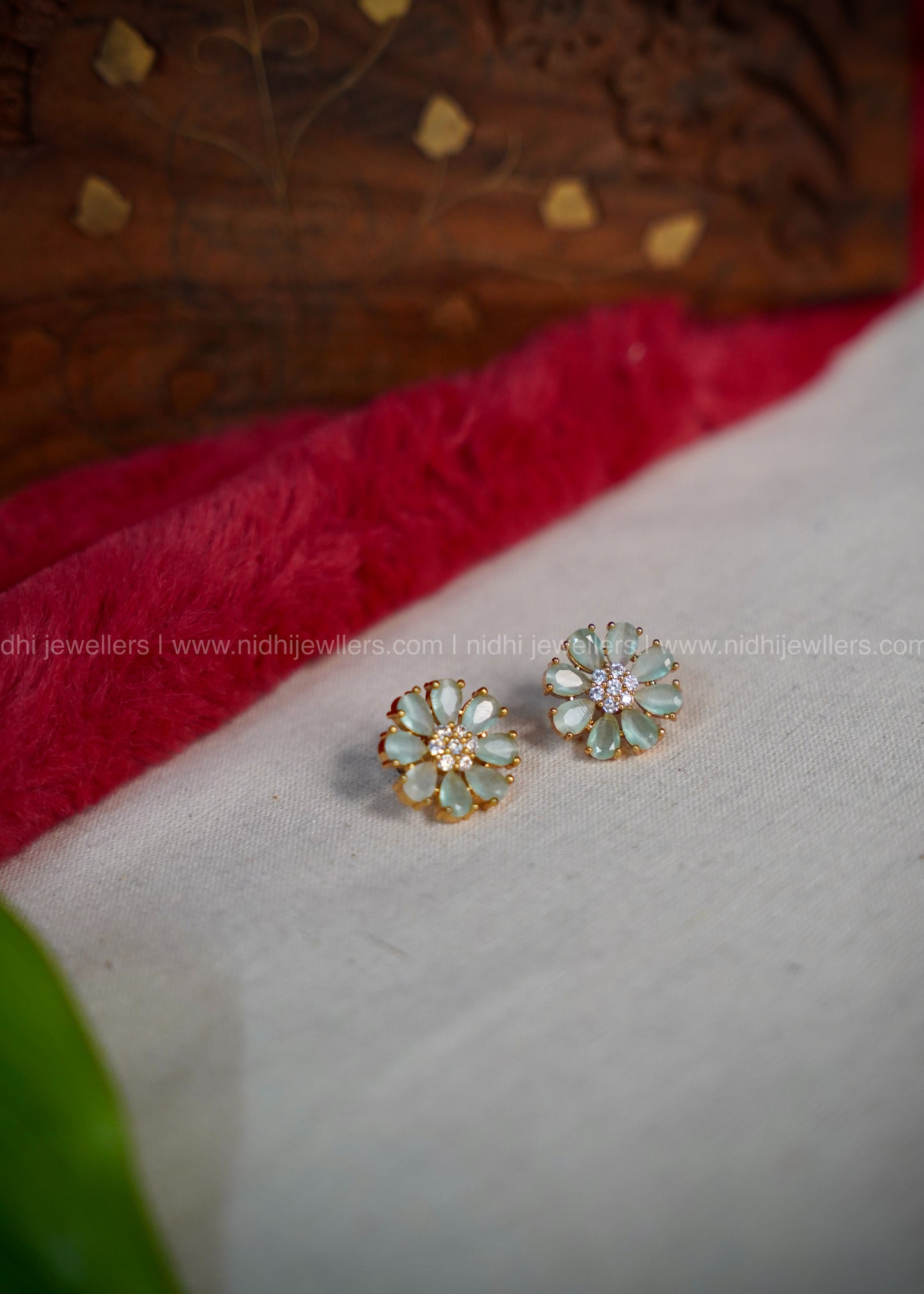 Dailywear mint green ad stone floral earring