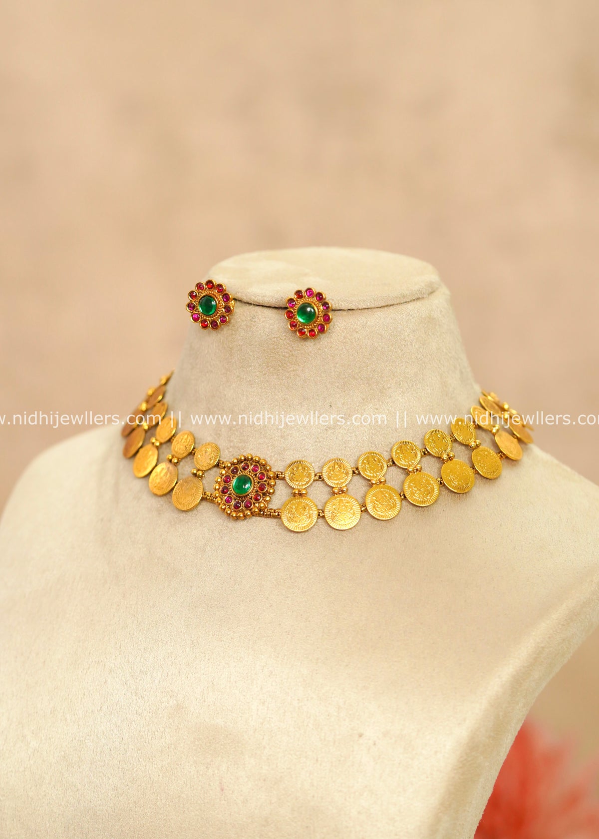 Traditional Antique Goddess Lakshmi Dual-Layer Kasu Choker Set – Dalia