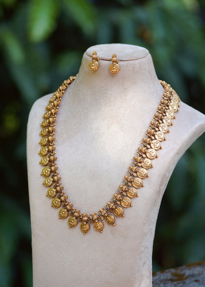 Grand Antique Goddess Lakshmi Kasu Mala Long Haram Set – Aardra