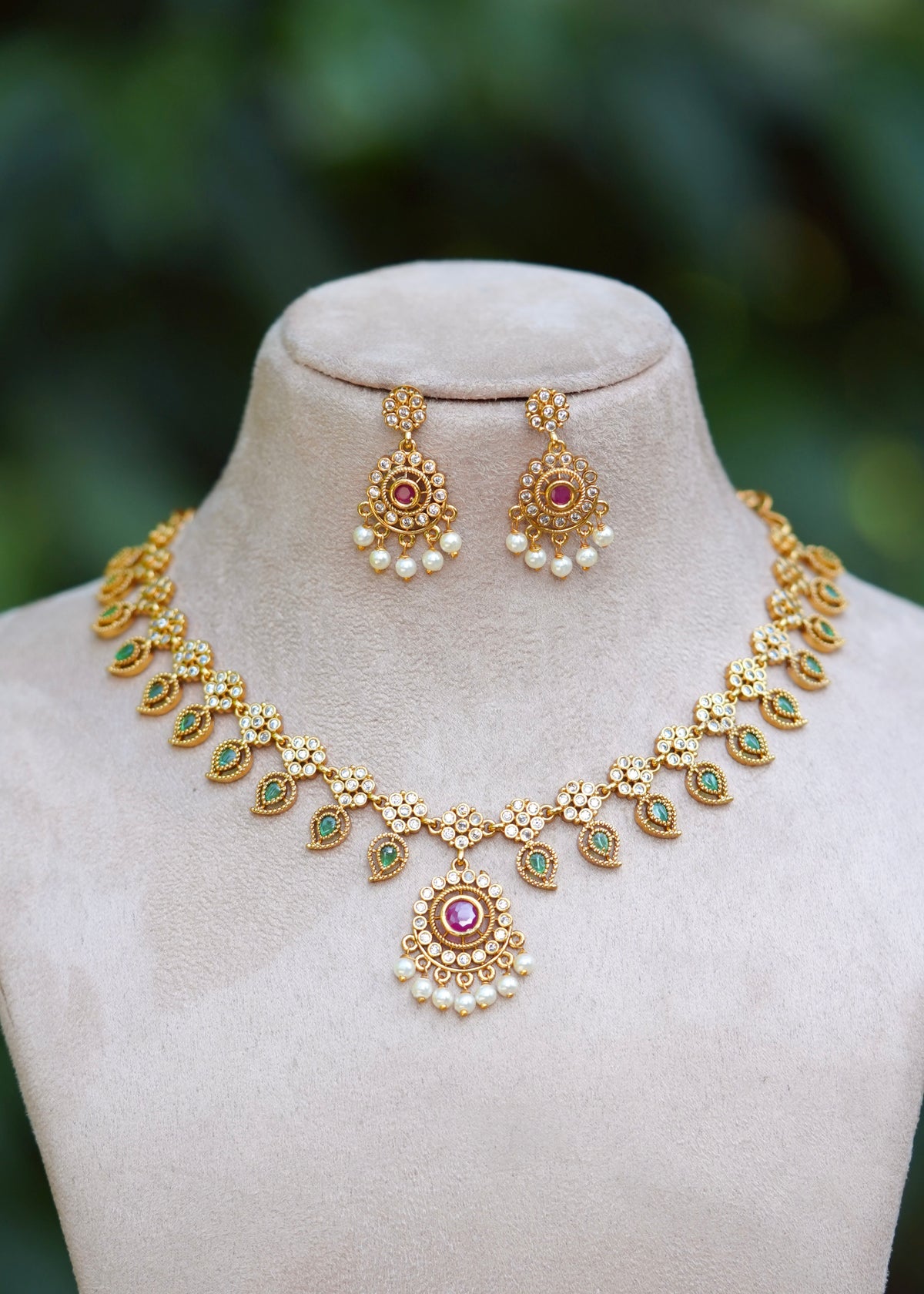 Premium Antique Palakka & CZ Medallion Necklace Set – Aathira