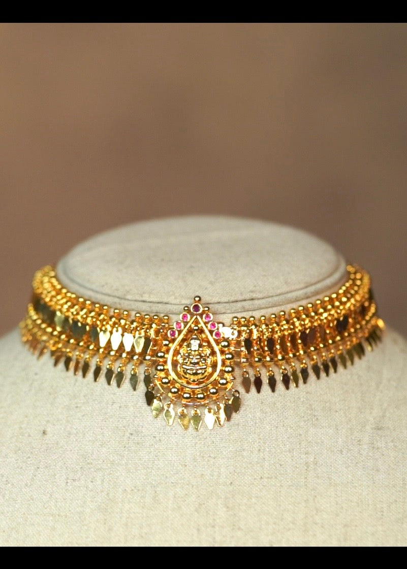 Lakshmi Pendant Gold Plated Traditional Elakkathali Choker – Kalabham