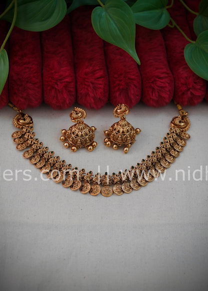 Traditional Lakshmi kashu necklace