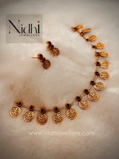 Kashi Lakshmi Neckpiece With Earring