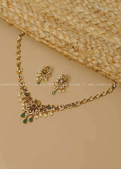 Premium micro-stone necklace green drops