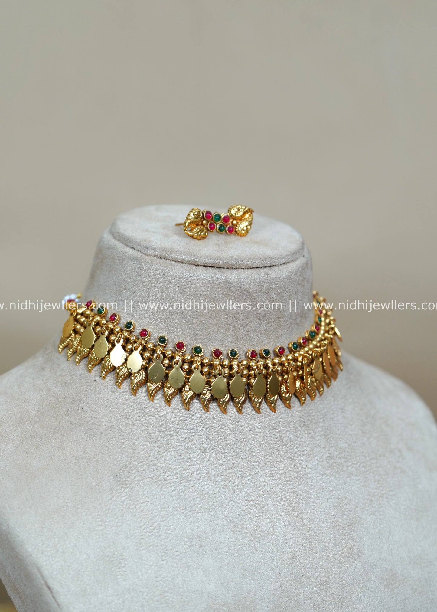 Antique Matte Elakkathali Necklace Set with Kemp Accents- Sunanda