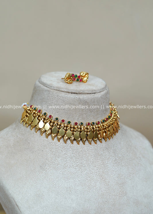 Antique Matte Elakkathali Necklace Set with Kemp Accents- Sunanda