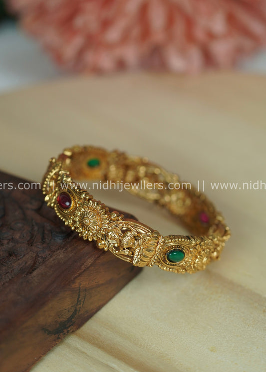 Traditional Gold-Tone Royal Procession Elephant and Doli Broad Kangan Bangle