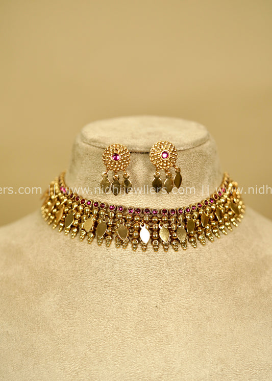 Antique Polished Elakkathali Shimmering Leaf Fringe Choker - Vritika