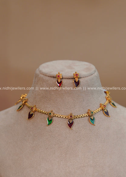 Spaced Palakka Attigai Necklace Set - Aparna