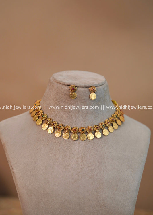Traditional Lakshmi Kasu coin Short Necklace Set - Niveditha
