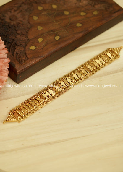 Matte Gold-Finish Traditional Kerala Elakkathali Shimmer Choker - Kiara
