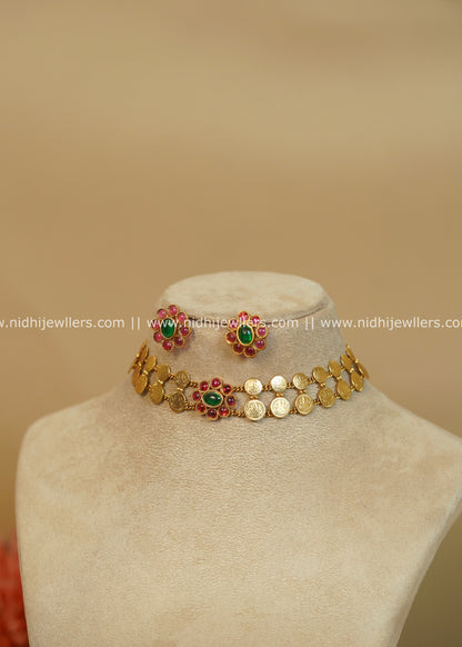 Double-Layered Kasu Floral Centerpiece Choker Set - Asha