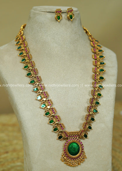 Traditional Matte Gold Kerala Palakka Glass and Ruby Long Haram Set - Sruthi