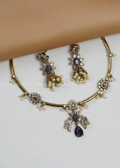 AD necklace- Vanya