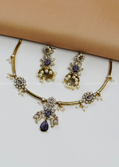 AD necklace- Vanya