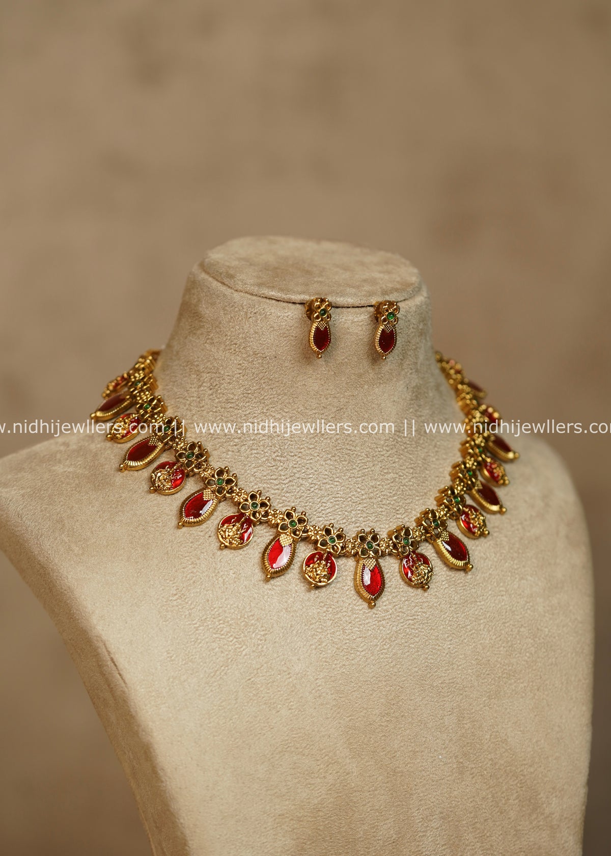 Red Palakka and Lakshmi Short Necklace Set - Yamuna