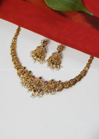Lakshmi necklace -Mandaram (White)