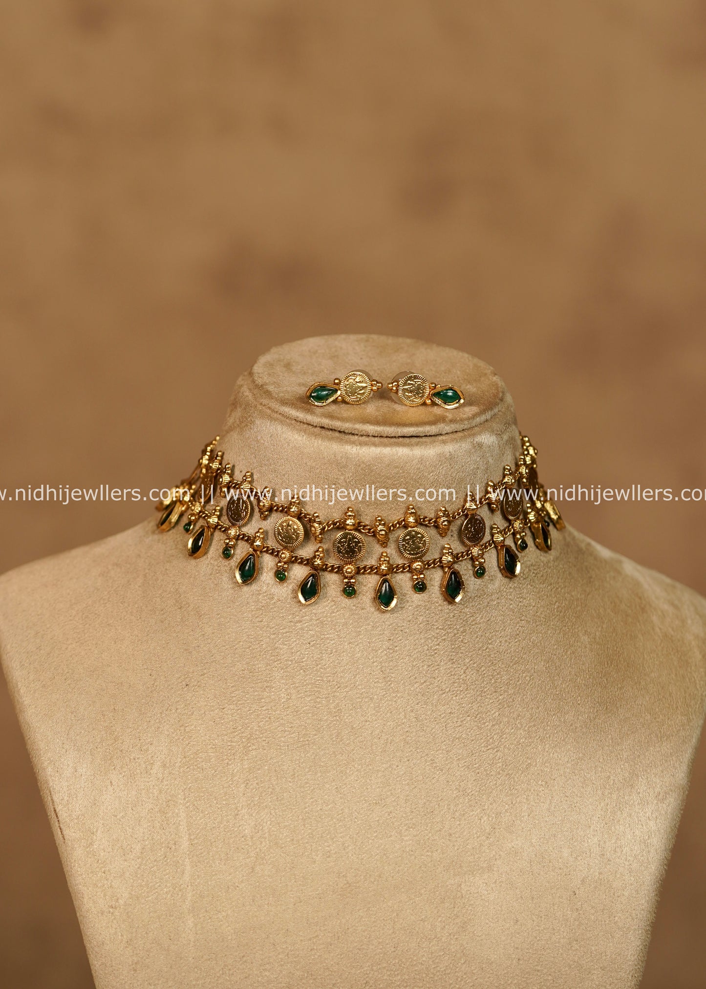 Amara Antique Gold Green Stone Kasu Choker Necklace Set