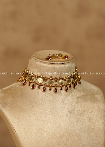 Amara Antique Gold Kemp Kasu Choker Necklace Set - Ruby