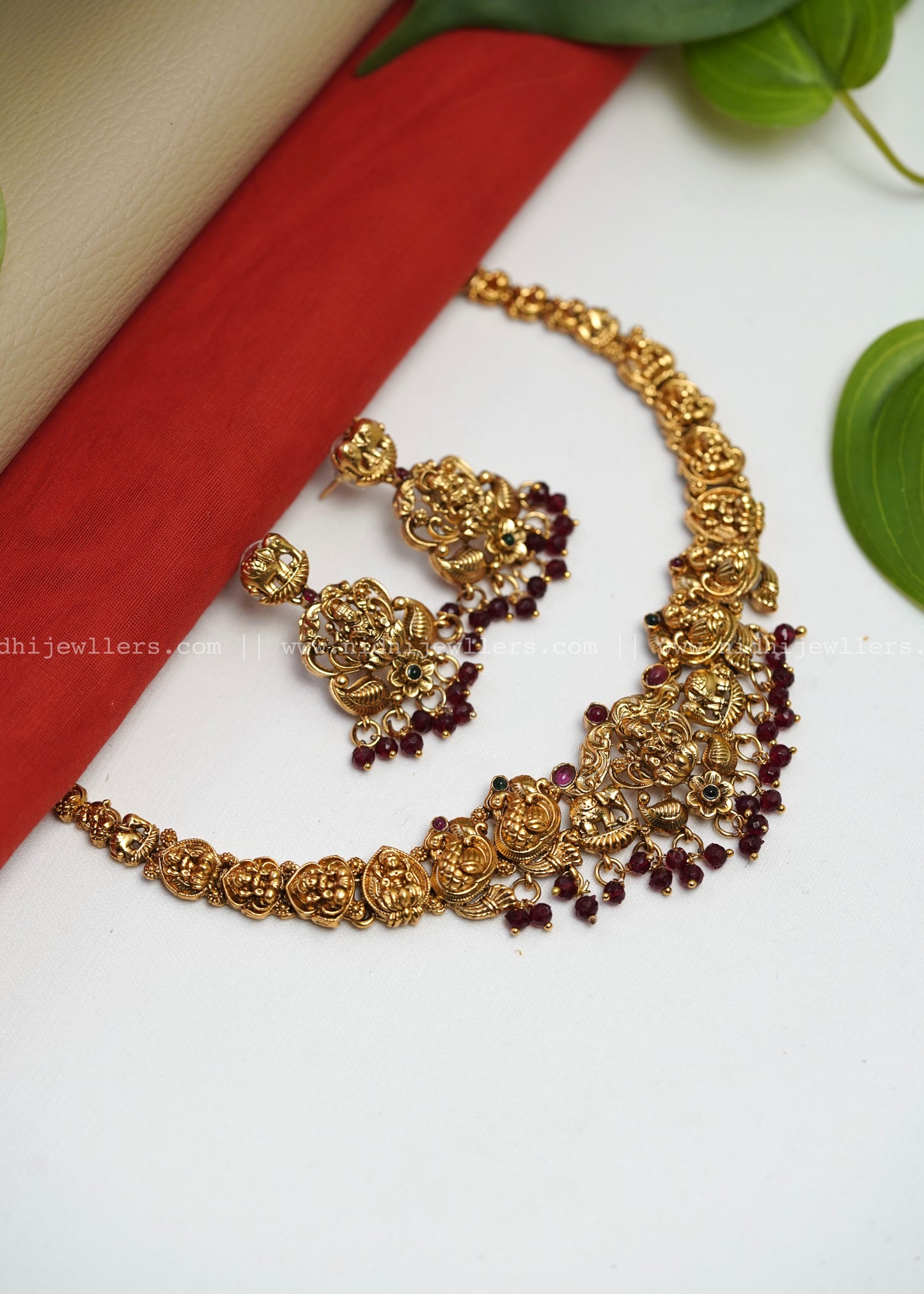 Lakshmi necklace -Mandaram (Maroon)