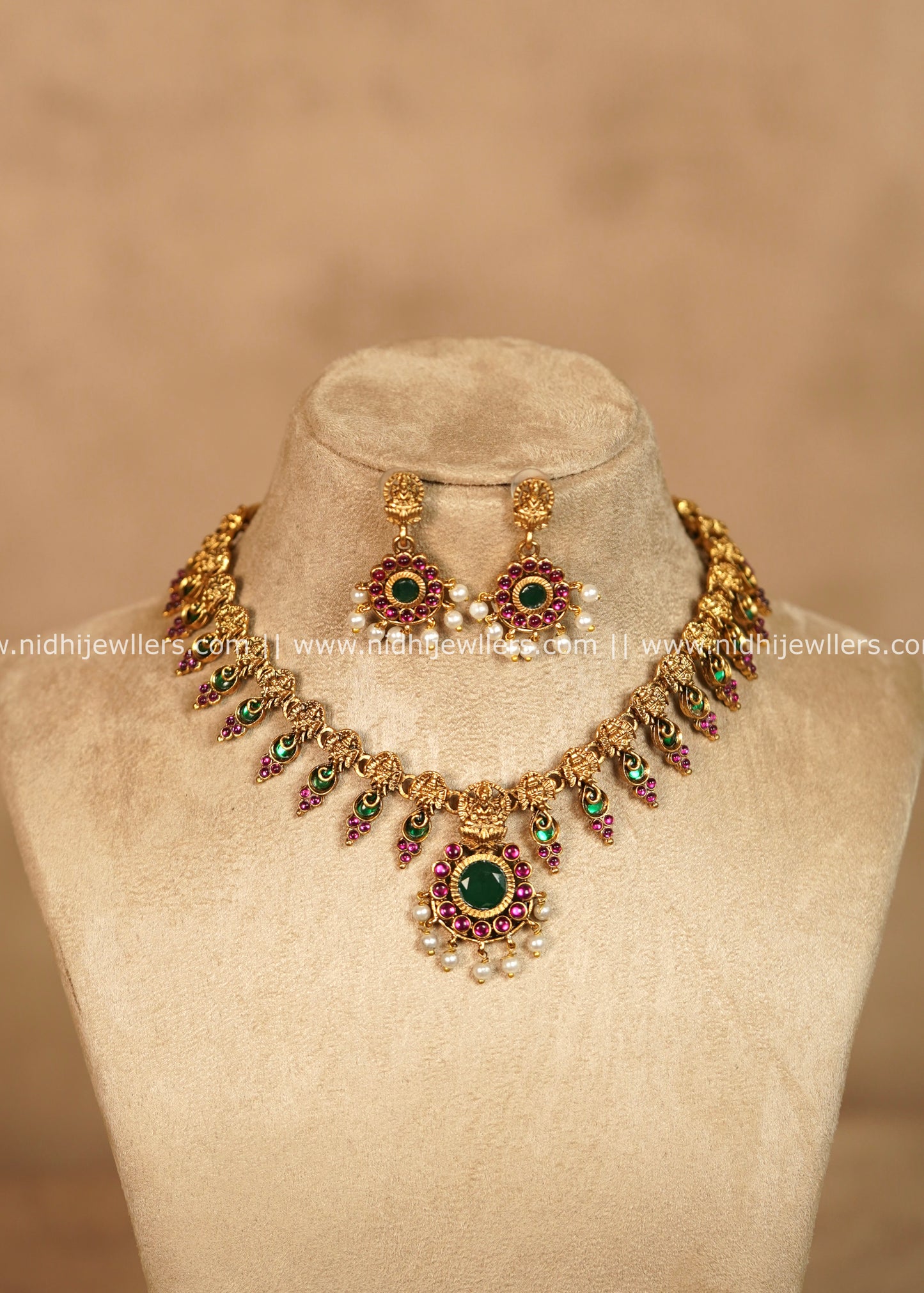 Palakka Lakshmi Nakshi Temple Short Necklace Set - Kriti