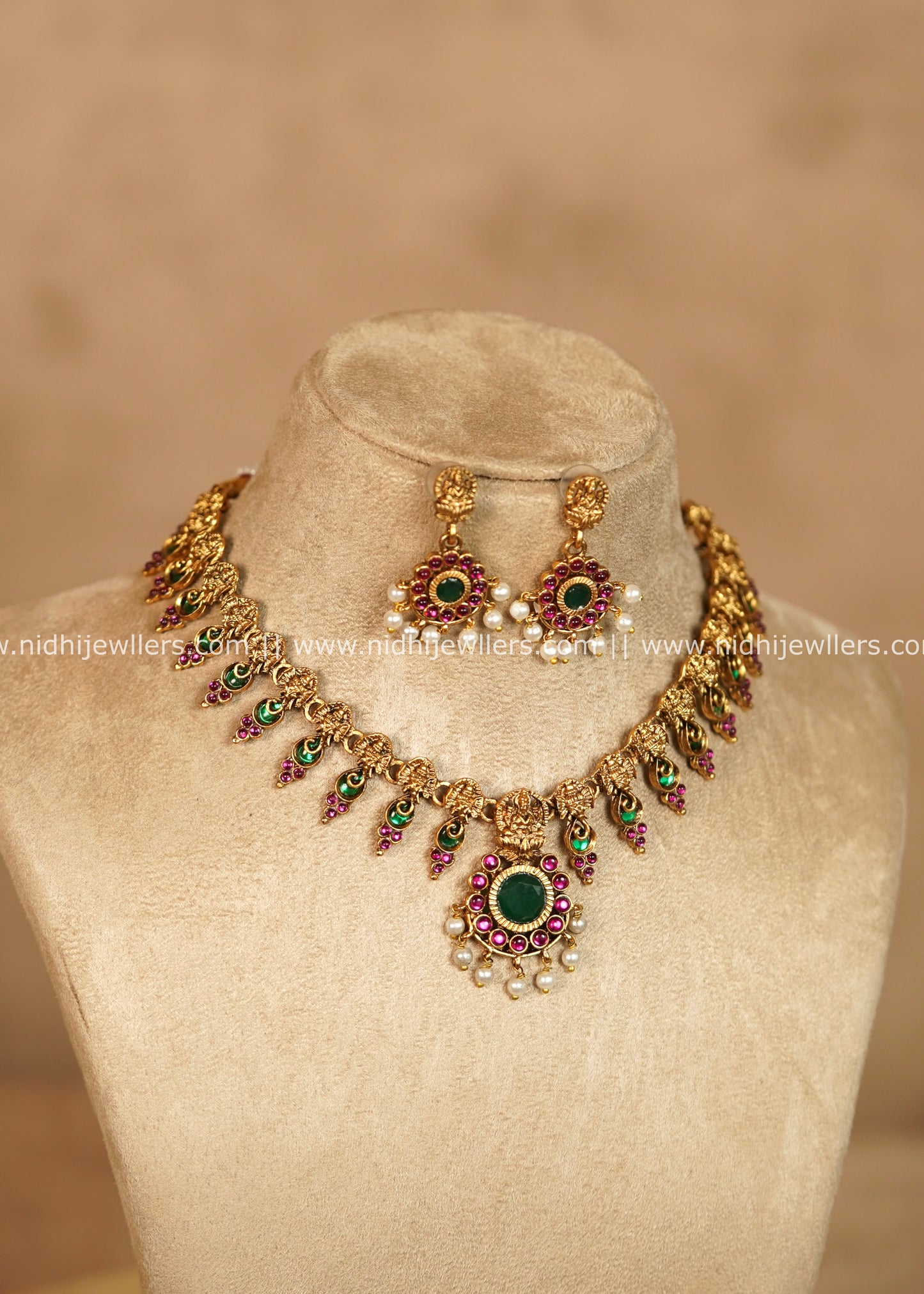 Palakka Lakshmi Nakshi Temple Short Necklace Set - Kriti