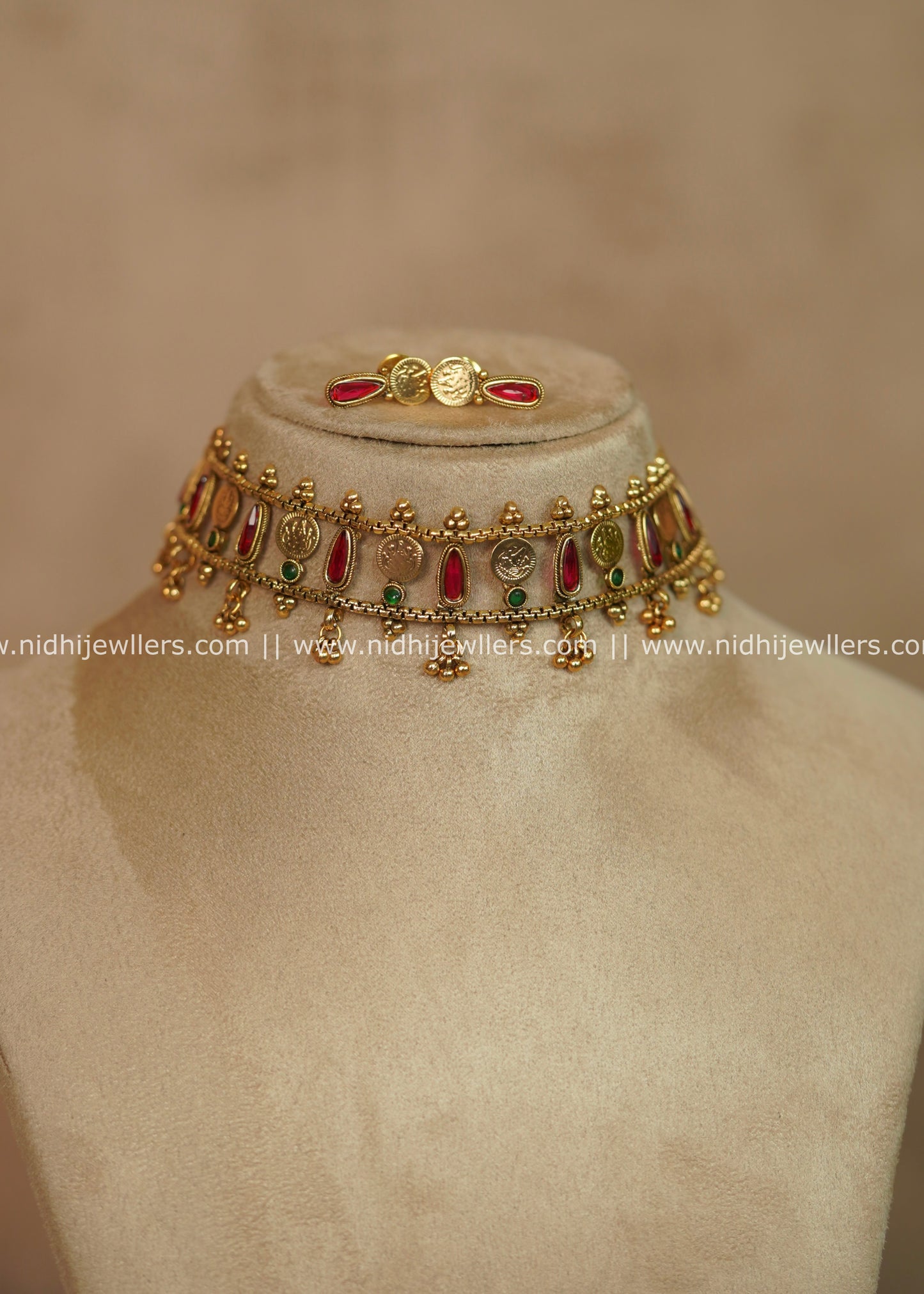 Pooja Antique Gold Ruby Teardrop Kasu Choker Necklace Set