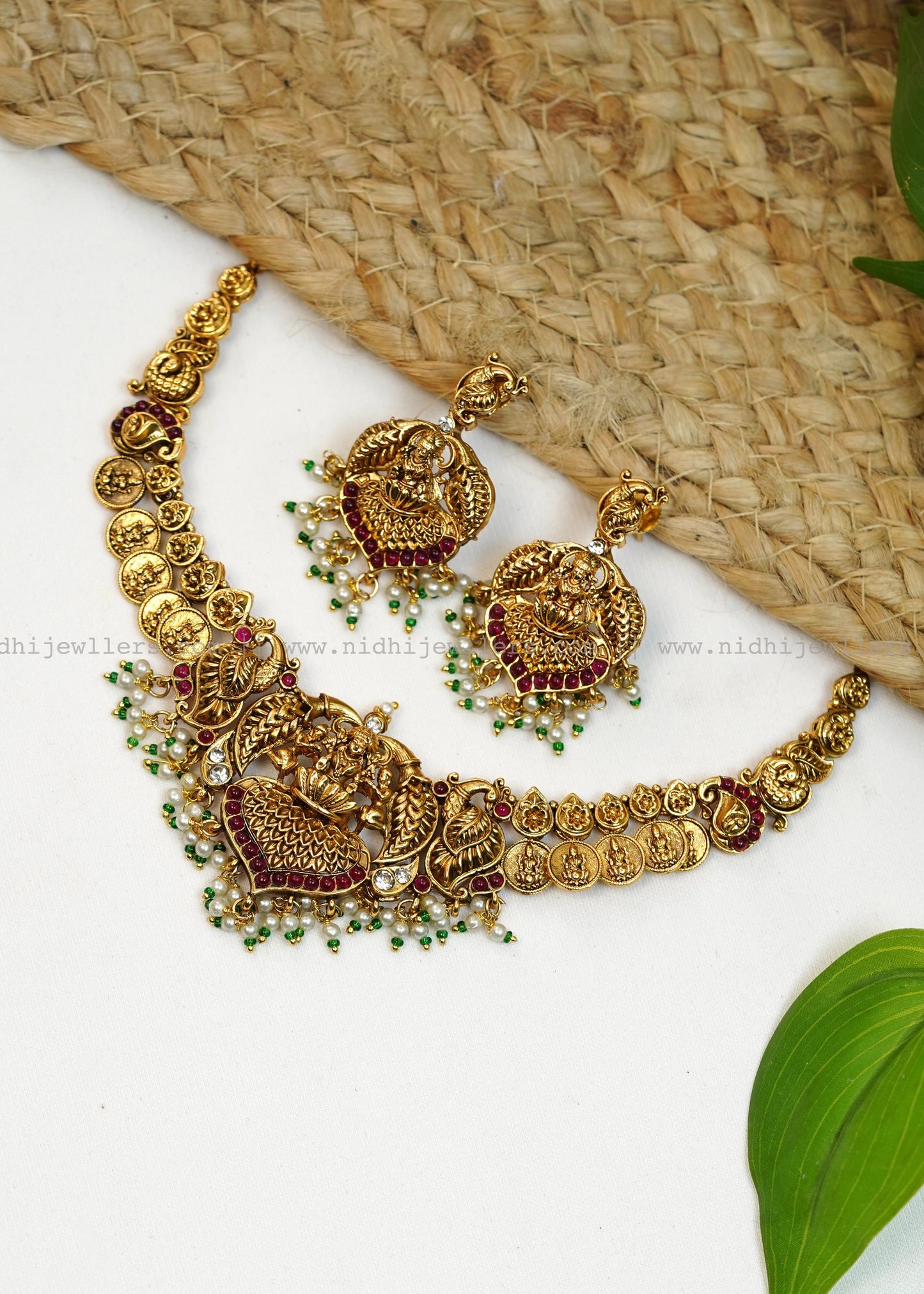 Antique necklace- Sridevi