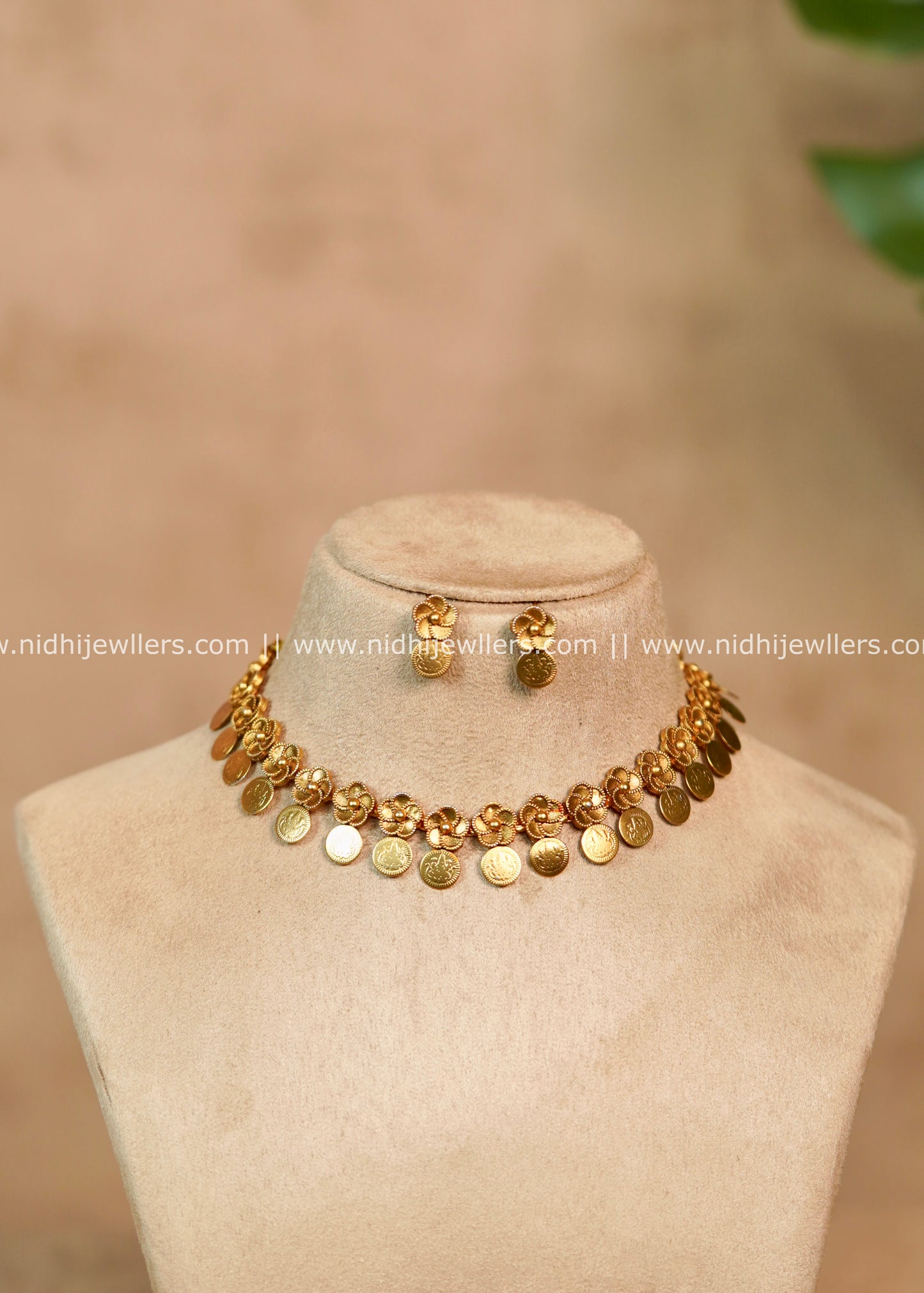 Floral Kasu Choker Set with Matching Earrings – Ramika