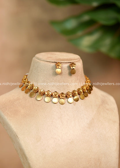 Floral Kasu Choker Set with Matching Earrings – Ramika
