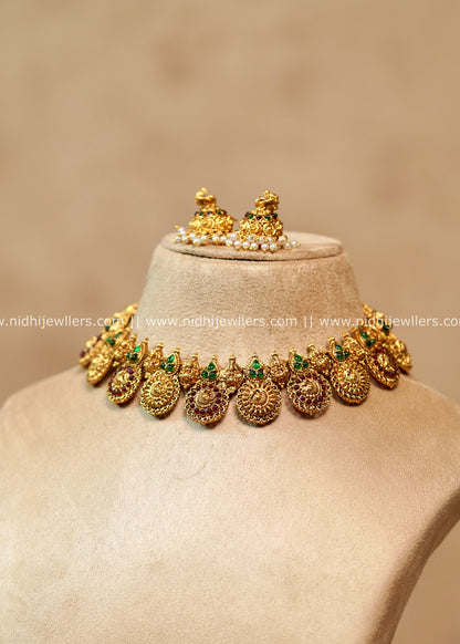 Lakshmi Medallion Kemp Necklace Set with Matching Jhumkas – Pranavi