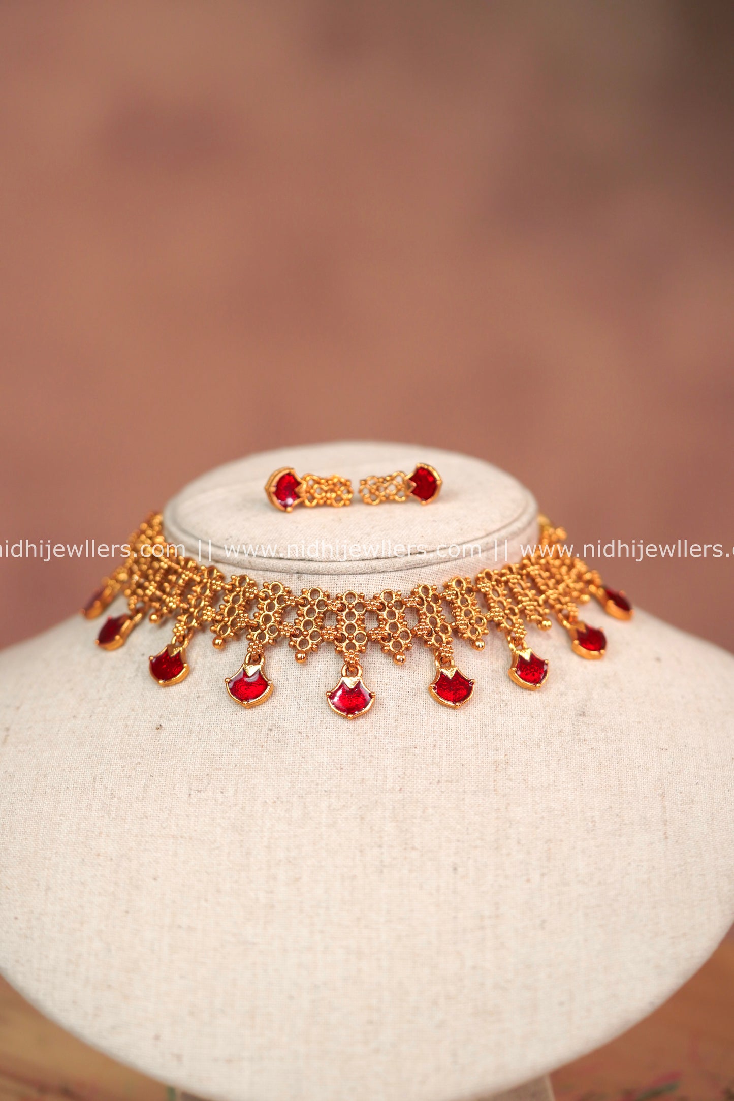 Red Enamel Mesh Choker Set with Matching Earrings – Malika