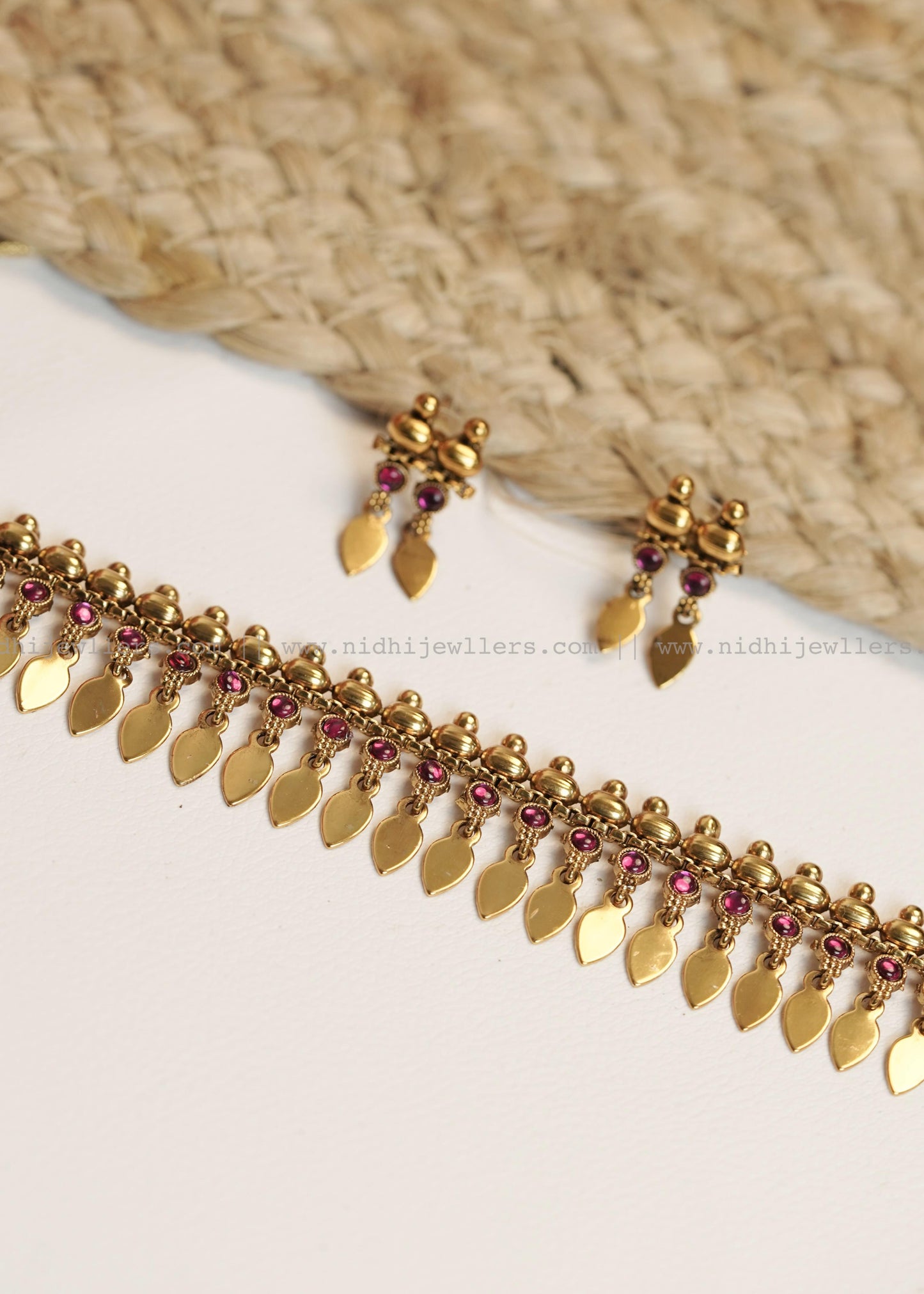 Antique Ruby-Bordered Elakkathali Choker Set ET13