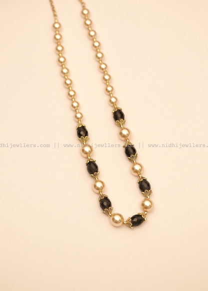 Antique Pearl and Gold Filigree Single-Strand Mala Necklace- Anaya