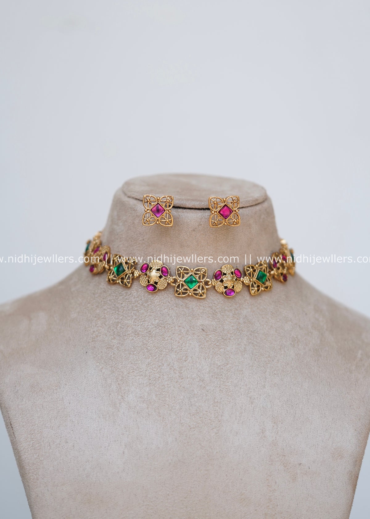 Floral Filigree Kemp Choker Necklace Set with Earrings – Saara