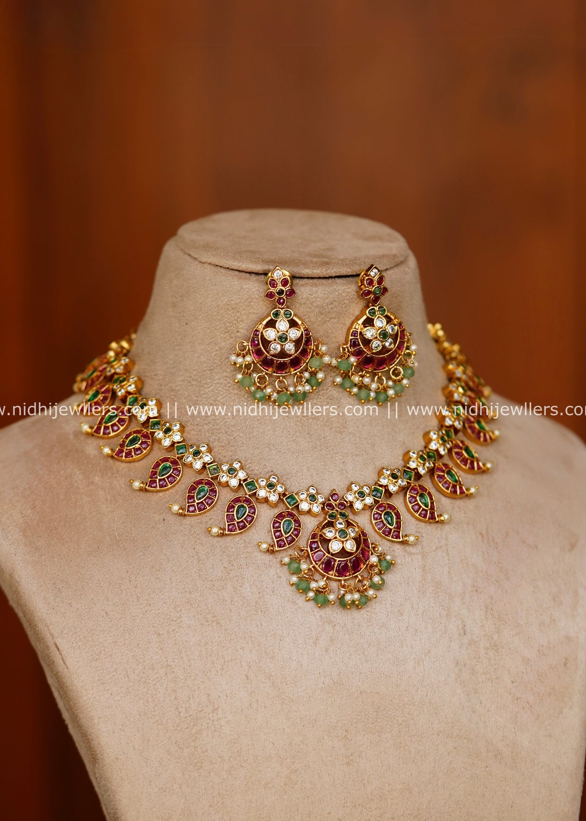 Grand Antique Mango Paisley & Crescent Jadau Kundan Necklace Set – Mahika