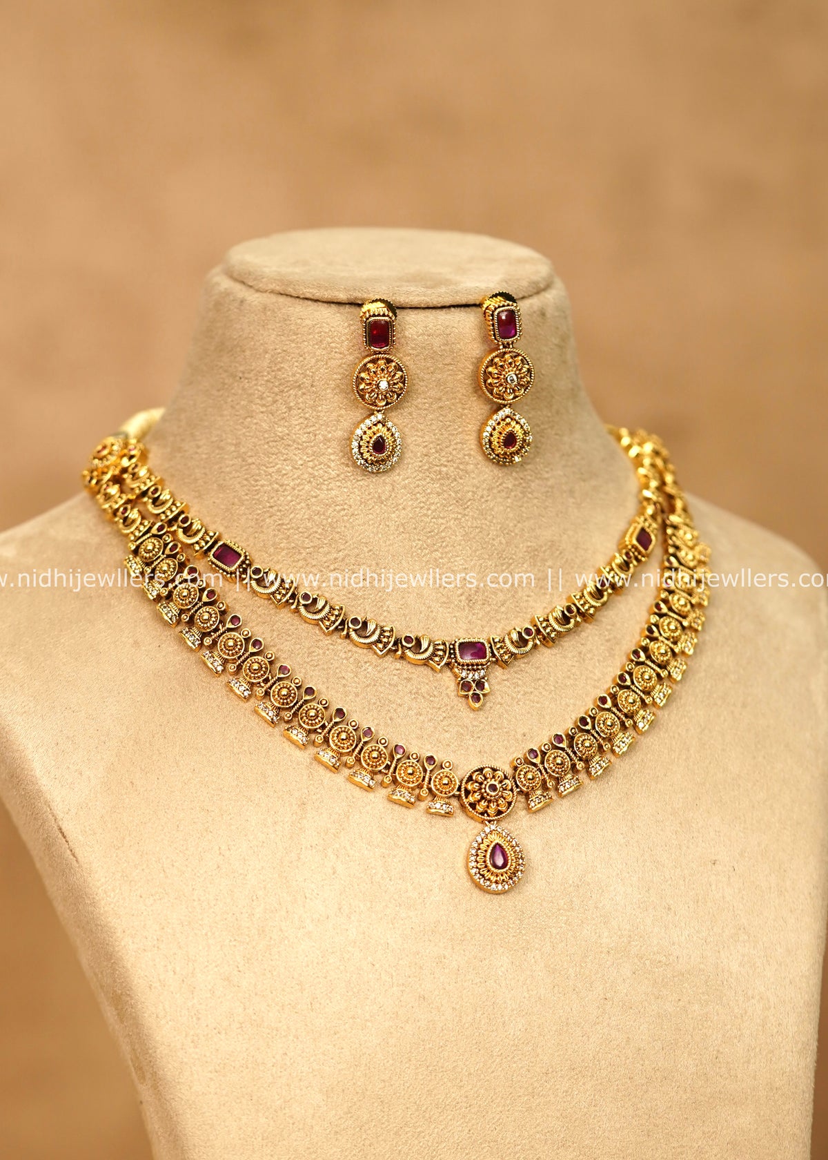 Grand Antique Two-Tier Floral & Teardrop Layered Necklace Set – Minara