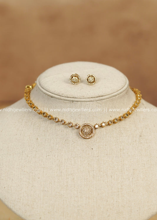 Minimalist Clear Circular Crystal Necklace Set – Kaveri