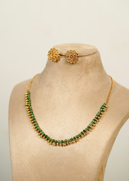 Traditional Emerald Crystal Bead & Golden Teardrop Necklace Set – Parnika
